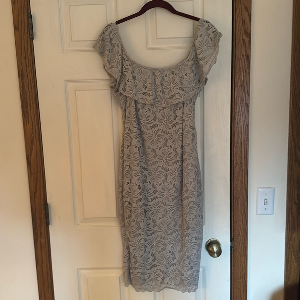 NWT AX Paris stretch lace off-the-shoulder dress. US size 14.